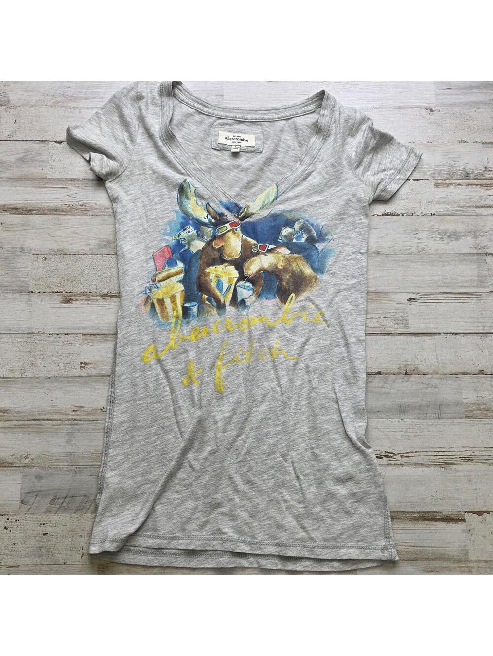 Abercrombie & Fitch A&F VTG V Neck Short Sleeve T Shirt Sz LG Movie Moose